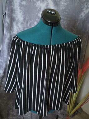 Fashion Nova Black & White Striped Off-Shoulder Top